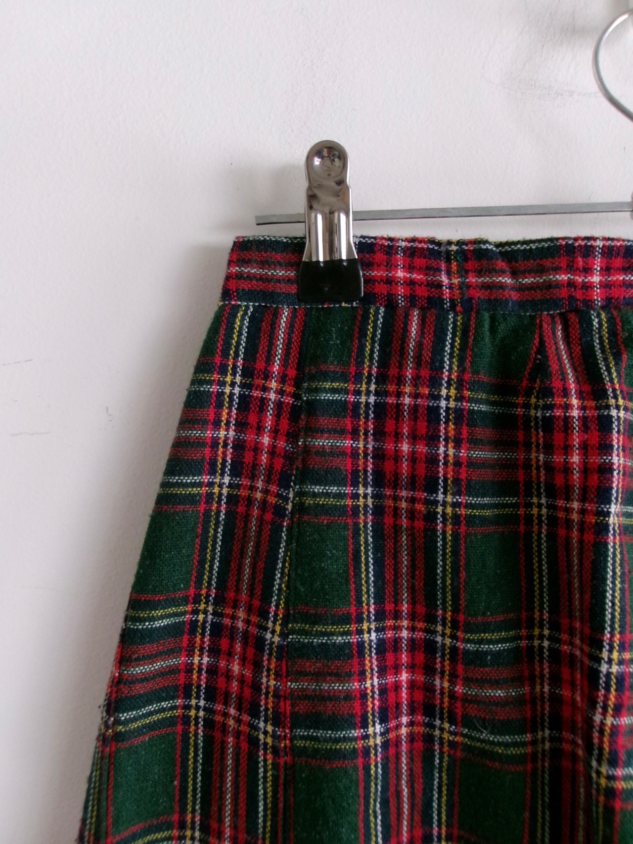 Checked pattern wrapped skirt