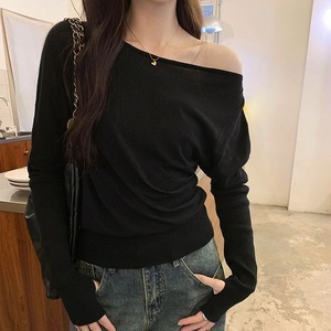 Finger Hall Cuffs Pullover 236909