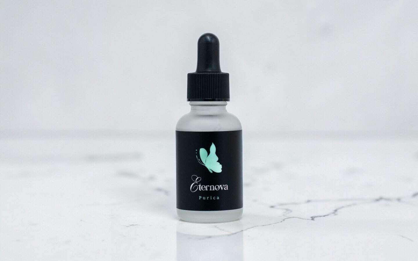Purica 販売名:セラムP 〈美容液〉 30mL