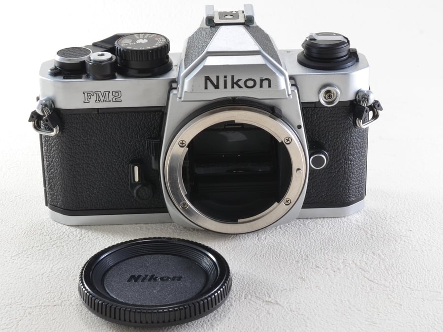 Nikon new FM2 黒 フィルムカメラ 動作完璧 整備済み クーポン5%