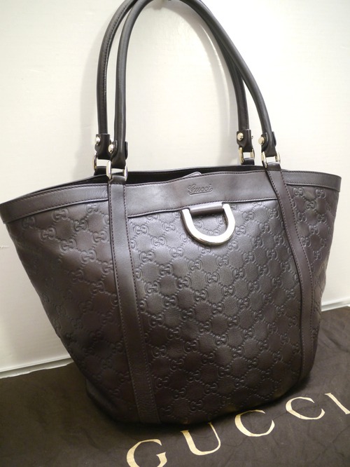 美品28万◆GUCCI グッチ シマ アビー A4対応 ビジネス可 GGエンボス 型押 レザー トート ハンド バッグ 濃茶◆ 通勤通学にも大活躍のA4対応