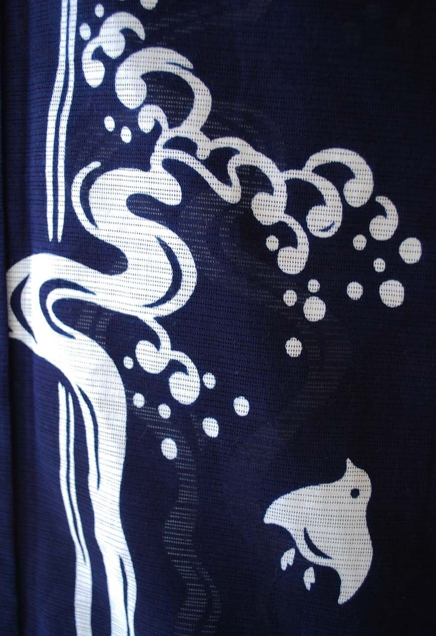竺仙・浴衣】竺仙製 千鳥と波飛沫 綿絽浴衣 お仕立て品 | 大山キモノ