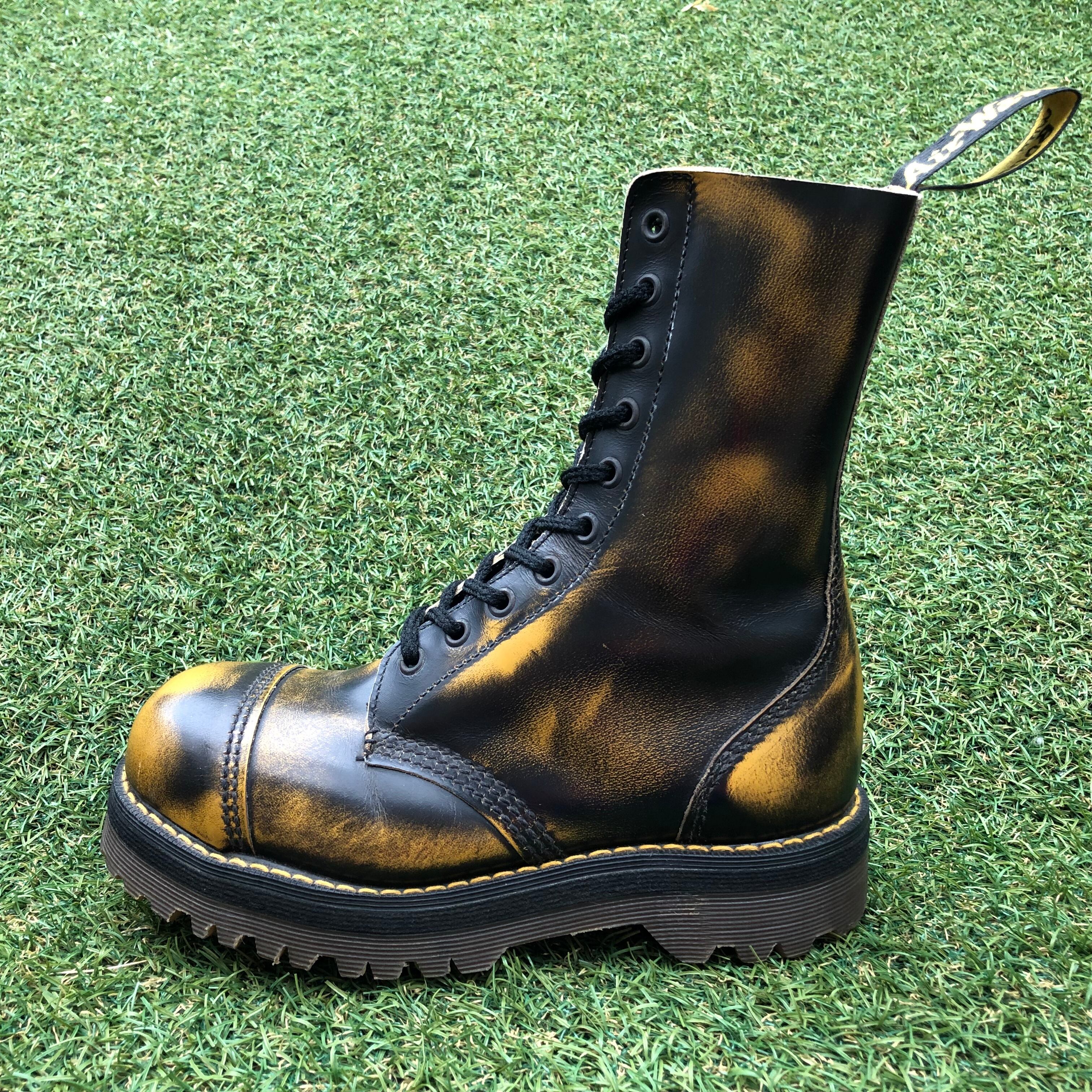 希少 Dr.Martens Crazy bomb 10ホール  スチールトゥ