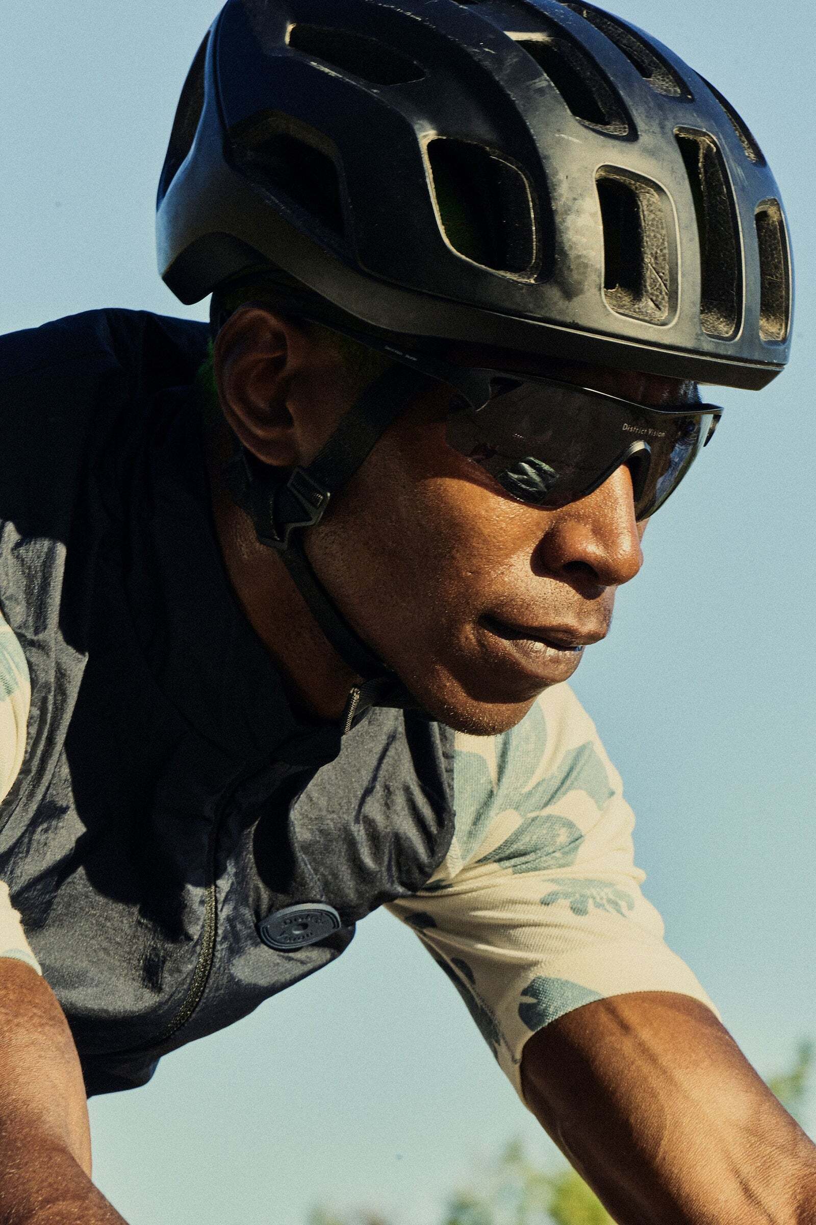 District Vision (ﾃﾞｨｽﾄﾘｸﾄｳﾞｨｼﾞｮﾝ) - Junya Racer (ｼﾞｭﾝﾔﾚｰｻｰ) Black