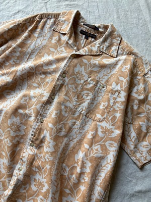 “TOMMY HILFIGER” Hawaiian Shirt