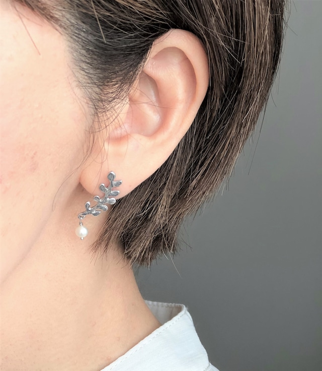 leaf pierce  002