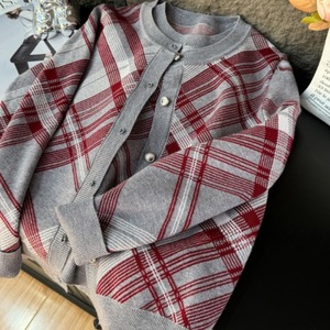 チェック柄ショートニットカーディガン W01039