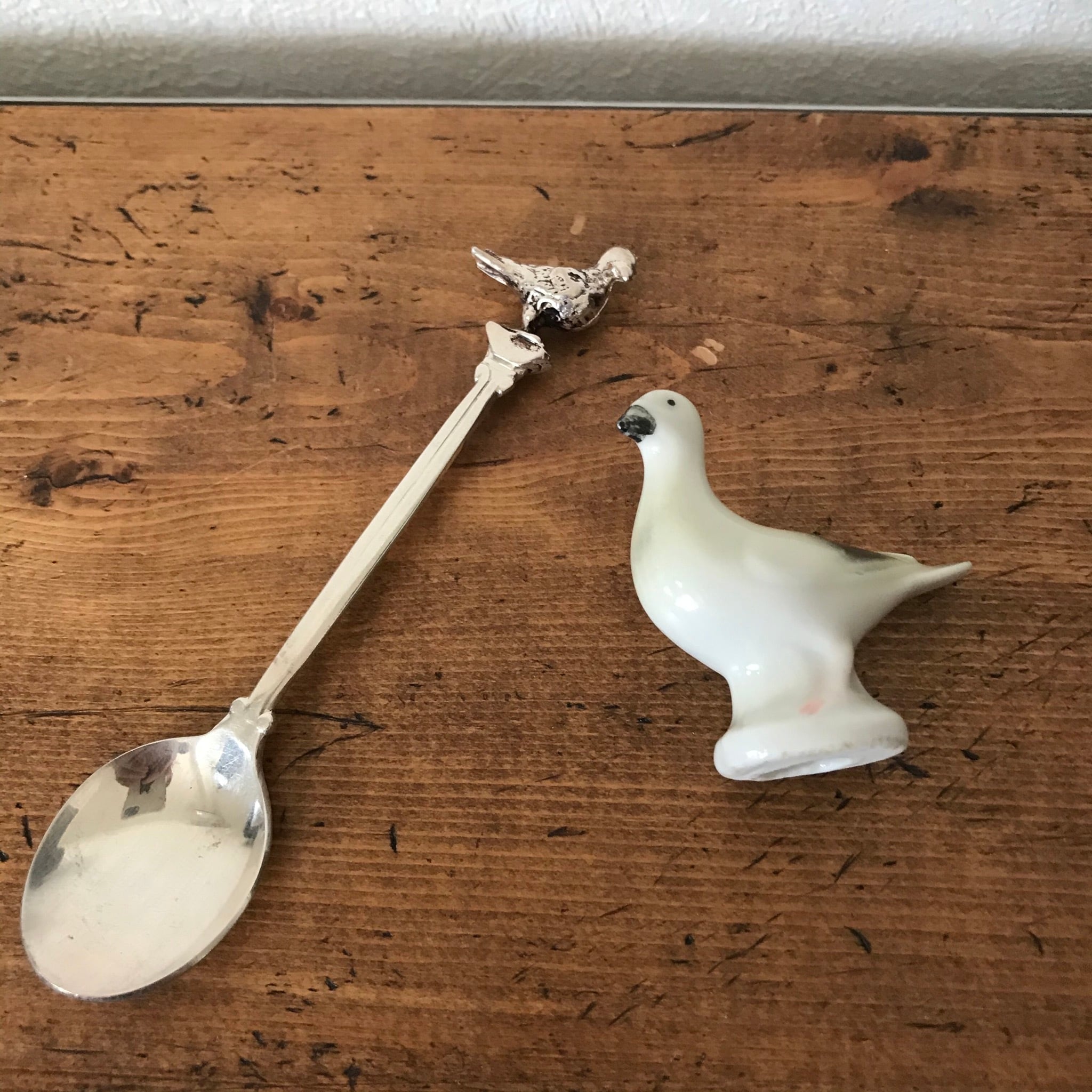 鳥の置物とスプーン | tsuitachi craft&brocante