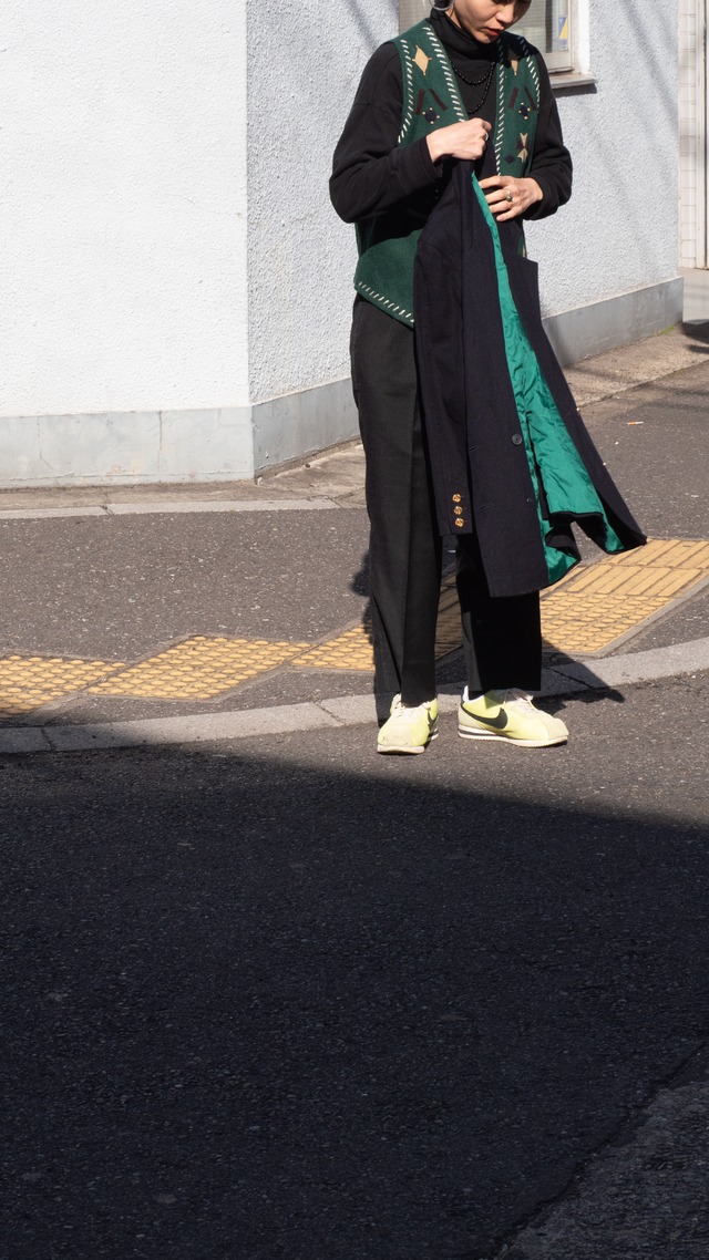 "SOLUTIONS" '80s vintage Wool decorated vest