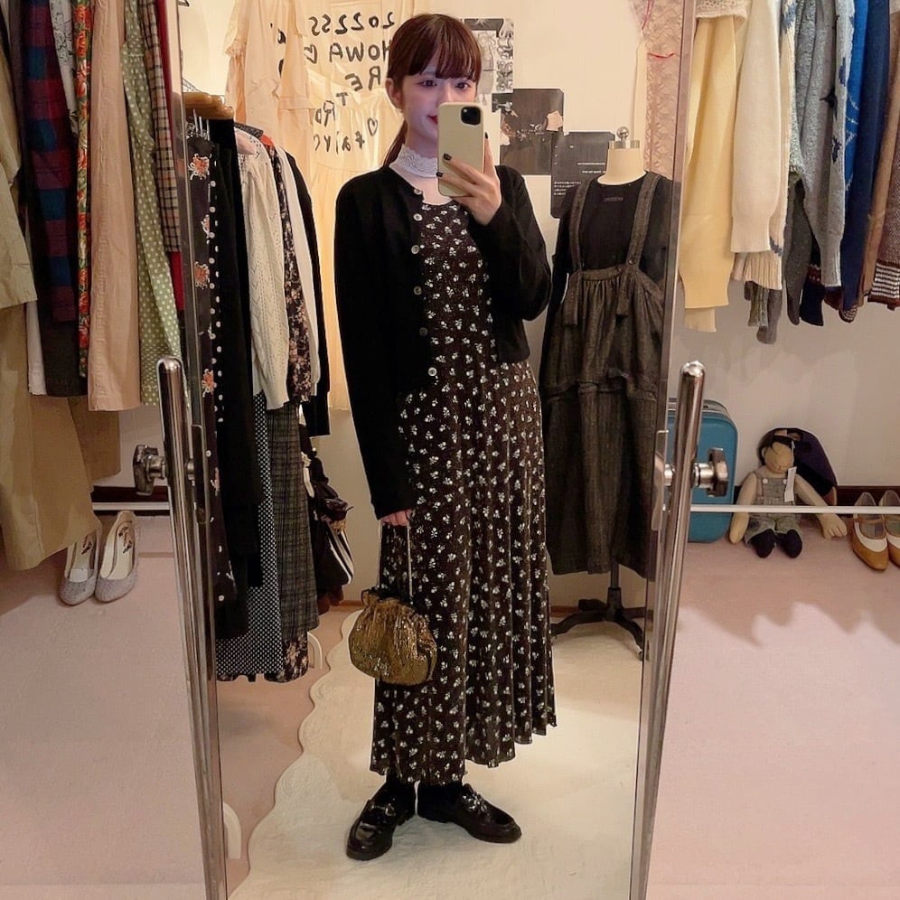 gold beads chain hand bag