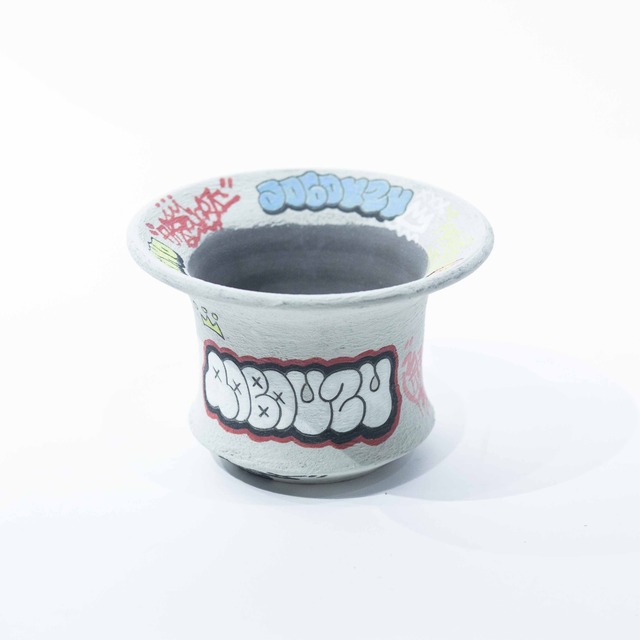 【新着】ハイパーポットクリエイター "阿萬" × aobouzu グラフィティ鉢 8【青坊主5周年記念鉢】