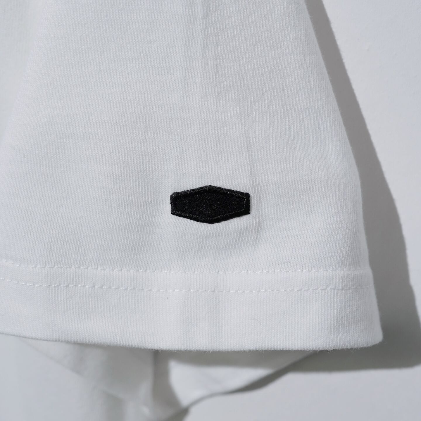 Basic Logo S/S Tee WHITE | CRATE ATHLETICS