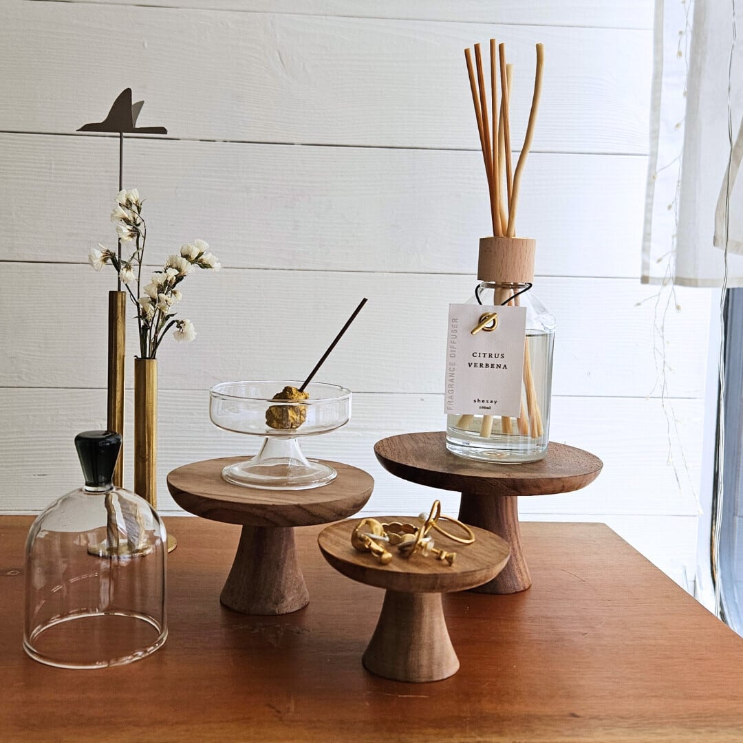 飾るものを引き立ててくれる 木のコンポート台 【Mサイズ】 304955