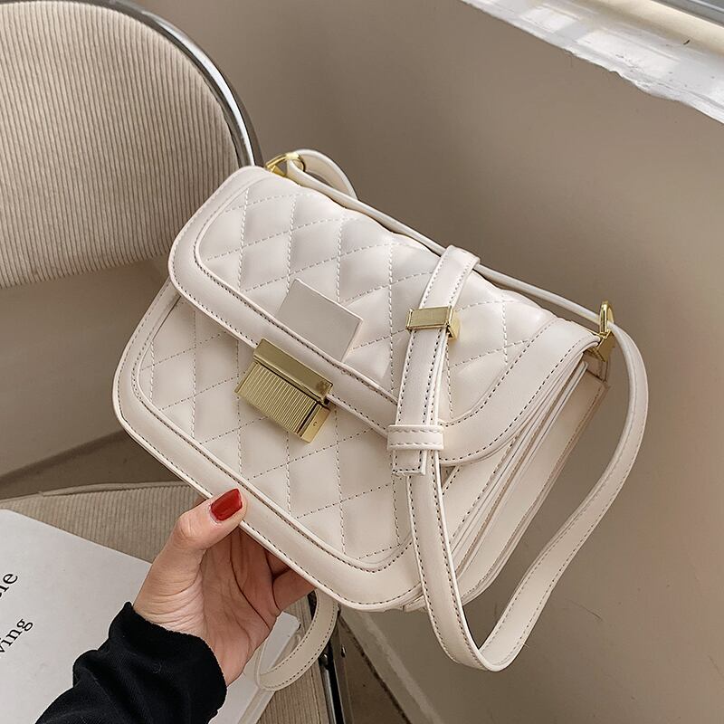 スタイルレッドシングル スクウェア メッセンジャーバッグ Tiancai_Wing_Bag64812494154