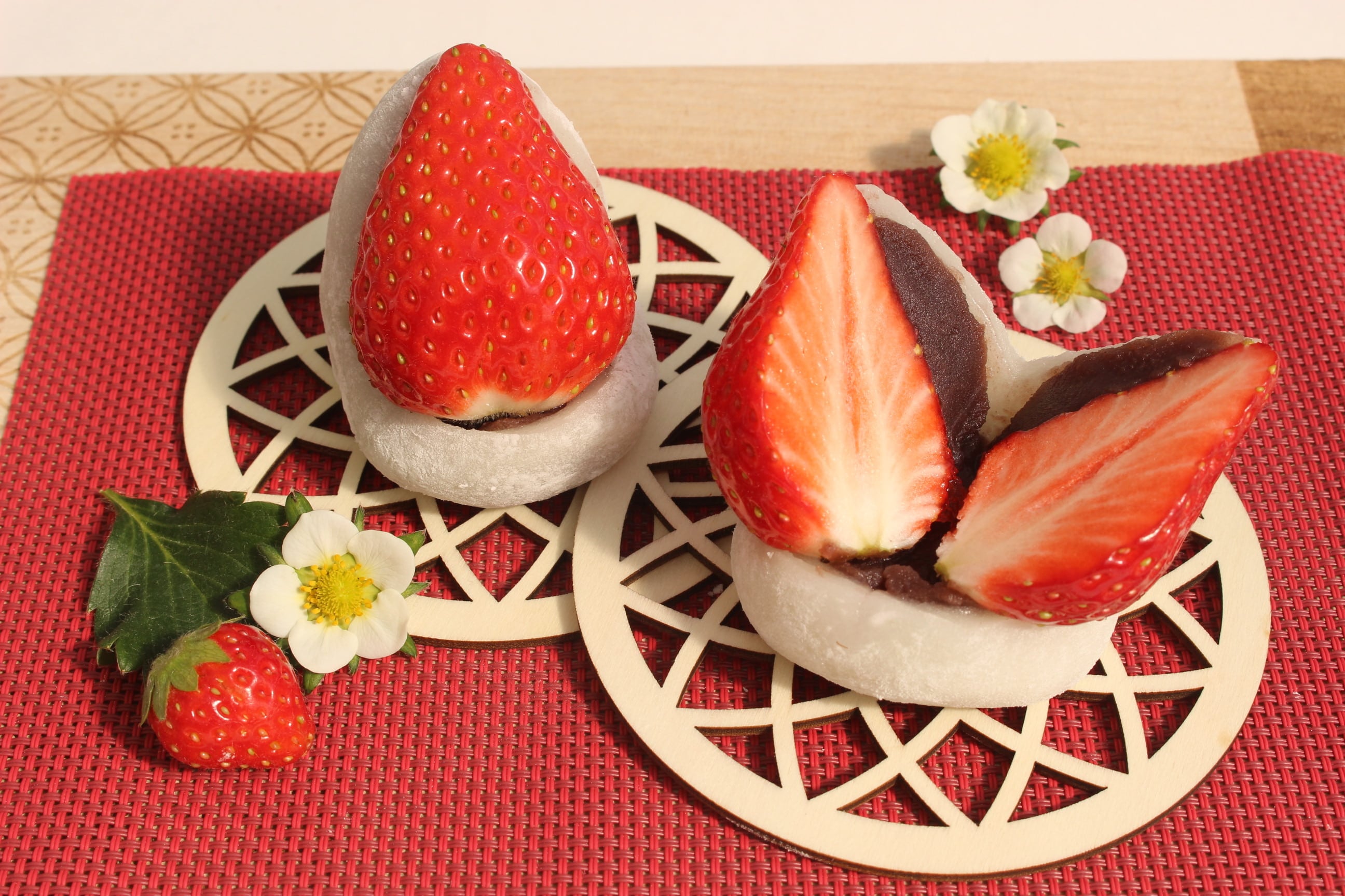 こしかけいちご大福（1箱6個入り）※税込み送料無料 | いちご屋 燦燦園