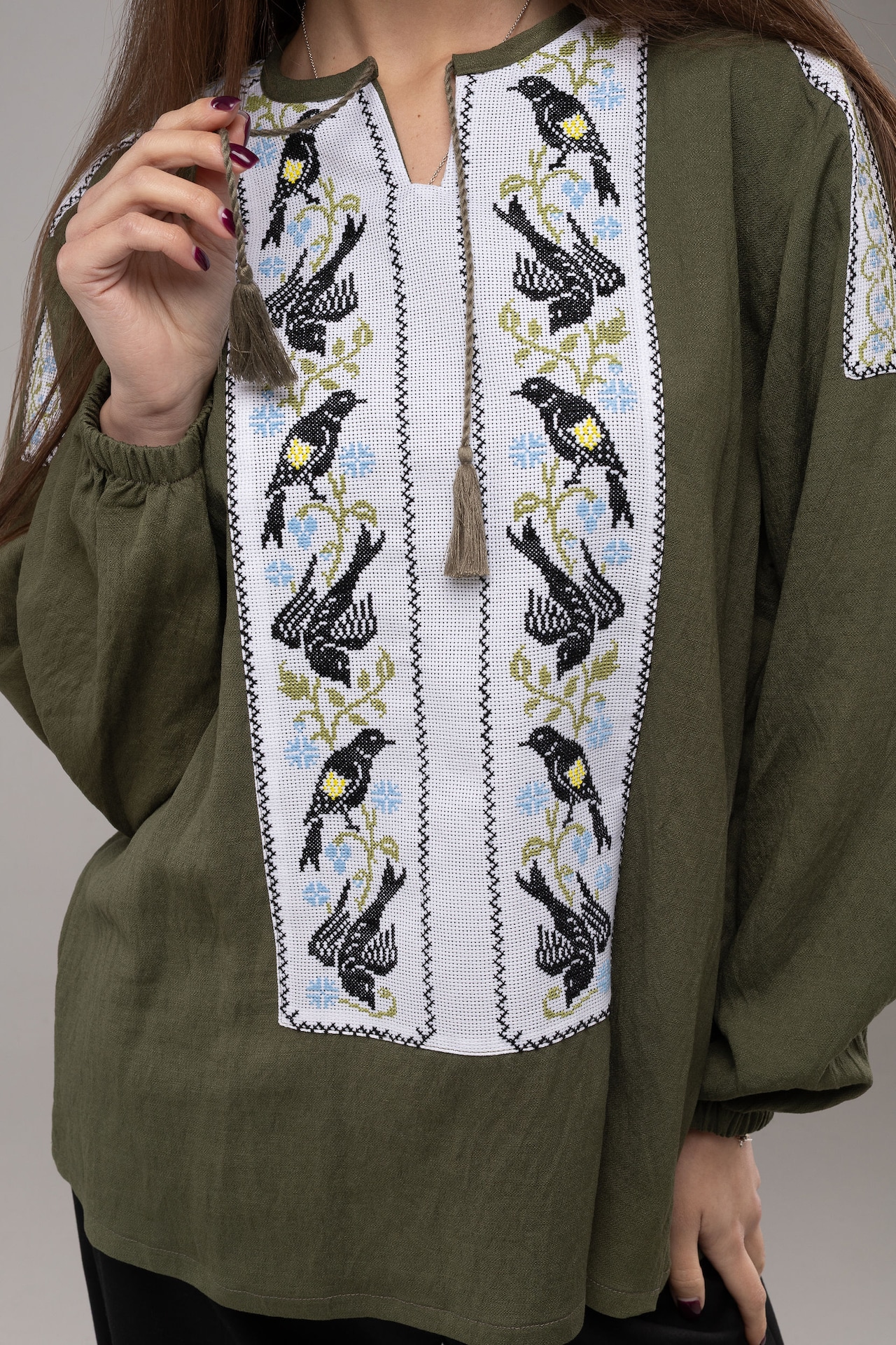 ウクライナ刺繍ヴィシヴァンカ　手刺繍　麻　レディース・フリーサイズ - 10