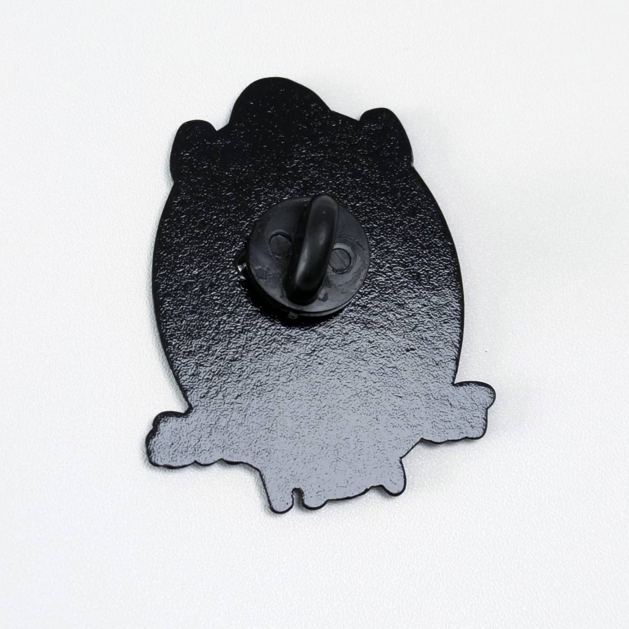 送料無料！ ★ピンズ PINS★ピンバッジ 【 Beavis and Butt-Head（ビーバスアンドバットヘッド）】ビーバス / メタリカ〚アメリカン雑貨 アメトイ〛