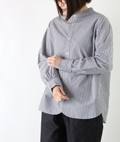SO/タイプライターラウンドヘムスタンドカラー長袖シャツ