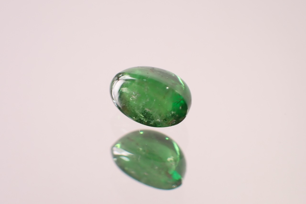 ツァボライト　0.94ct　[D11‐502]