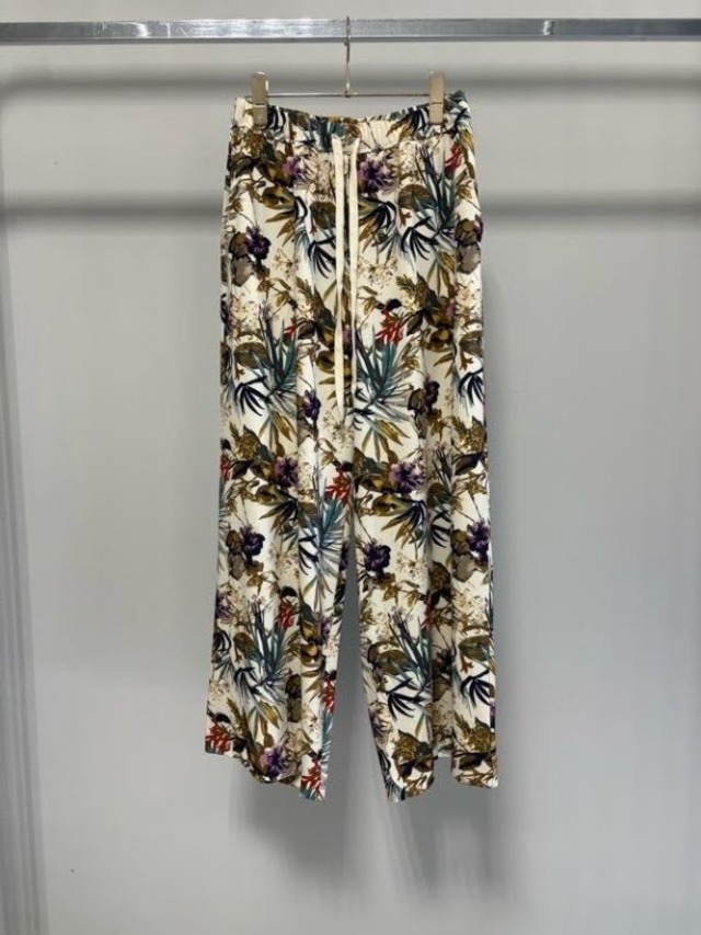 【1月下旬〜2月上旬入荷次第お届けのご予約】 MARGAUX VINTAGE/マルゴーヴィンテージ ボタニカル柄パンツ MG PT - 27011 - S