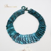 フラダンス 小物 まとめ売り 全9点 セット ホワイト系 マーメイドシェル シェルネックレス チョーカー バングル 腕飾り 花 貝 モンゴシェル タヒチアン 白 緑 かわいい 華やか イベント 舞台 ステージ レッスン 練習 グリーン系