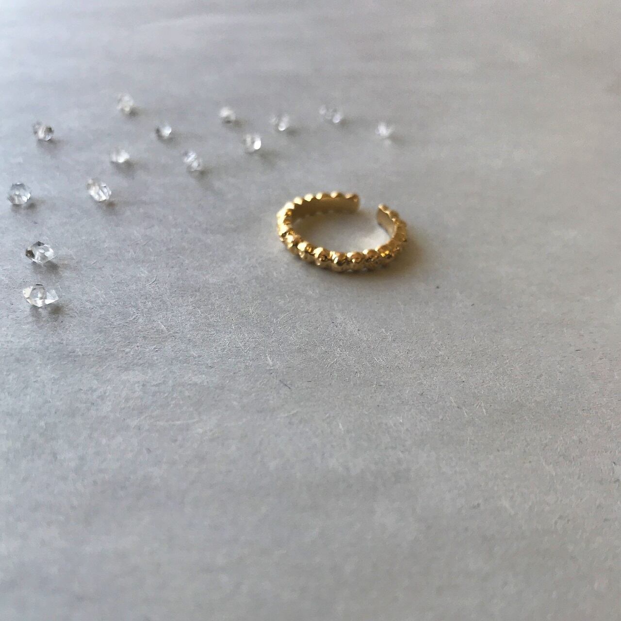 粒、イヤカフ(silver＋k18コーティング) | yumi sumiyama