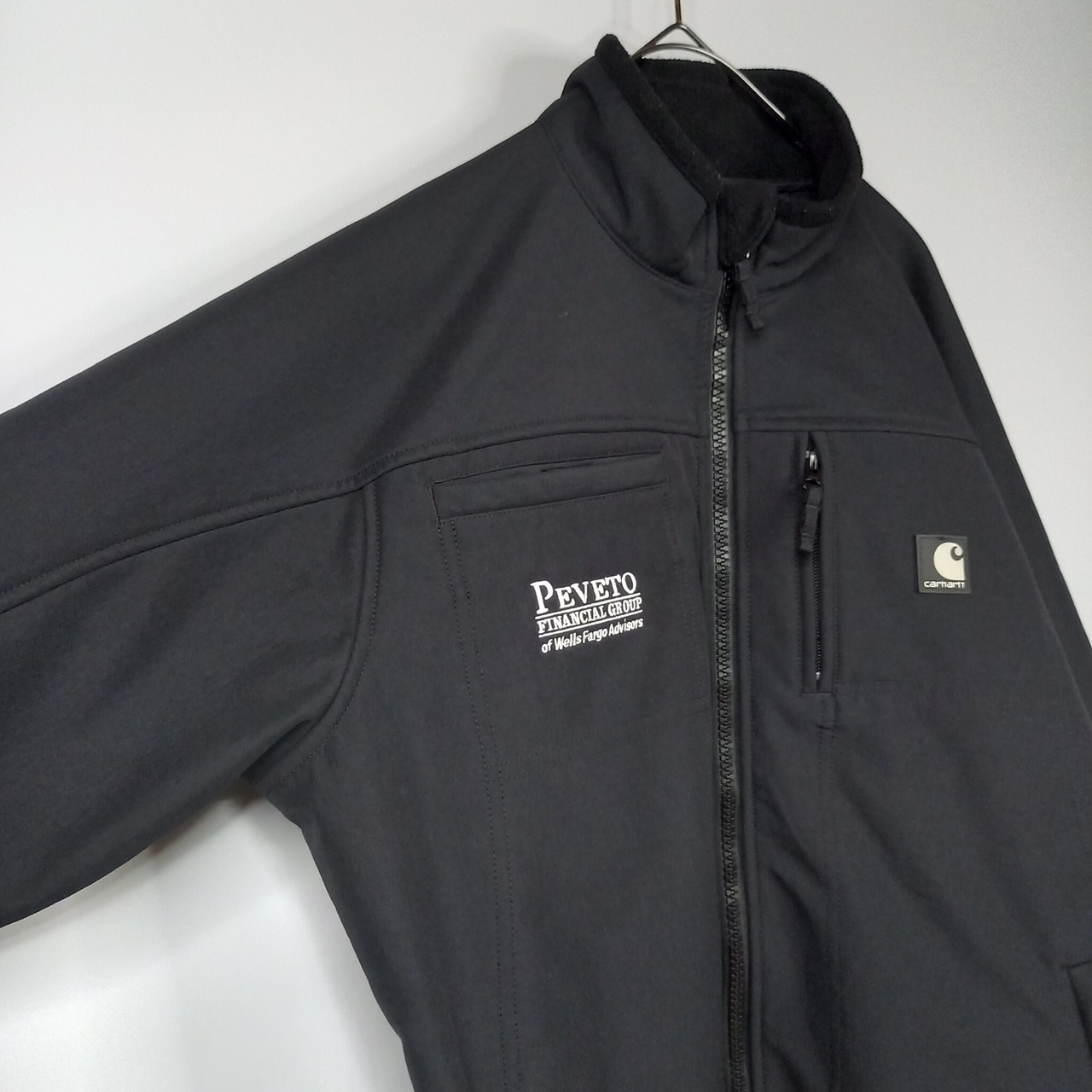 カーハート　ナイロン　シェルジャケット　企業ロゴ　刺繍　裏フリース　両面ジップ