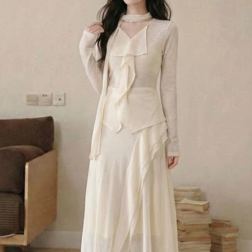 【2点セット】2色／ラッフルフリルシアートップス＋アシメデザインロングスカート ・75820