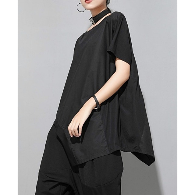Asymmetrical black T C0233