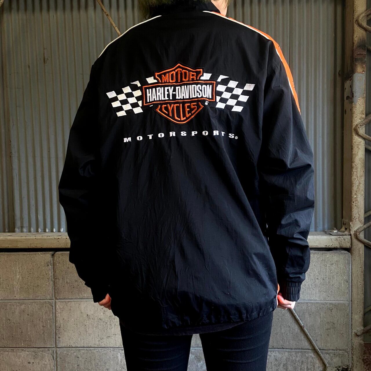 【新品未使用】ハーレーダビッドソン レーシングジャケット 黒　刺繍ロゴ 2XL CHASE AUTHENTICS ハーレーダビットソン バック刺繍 レーシング
