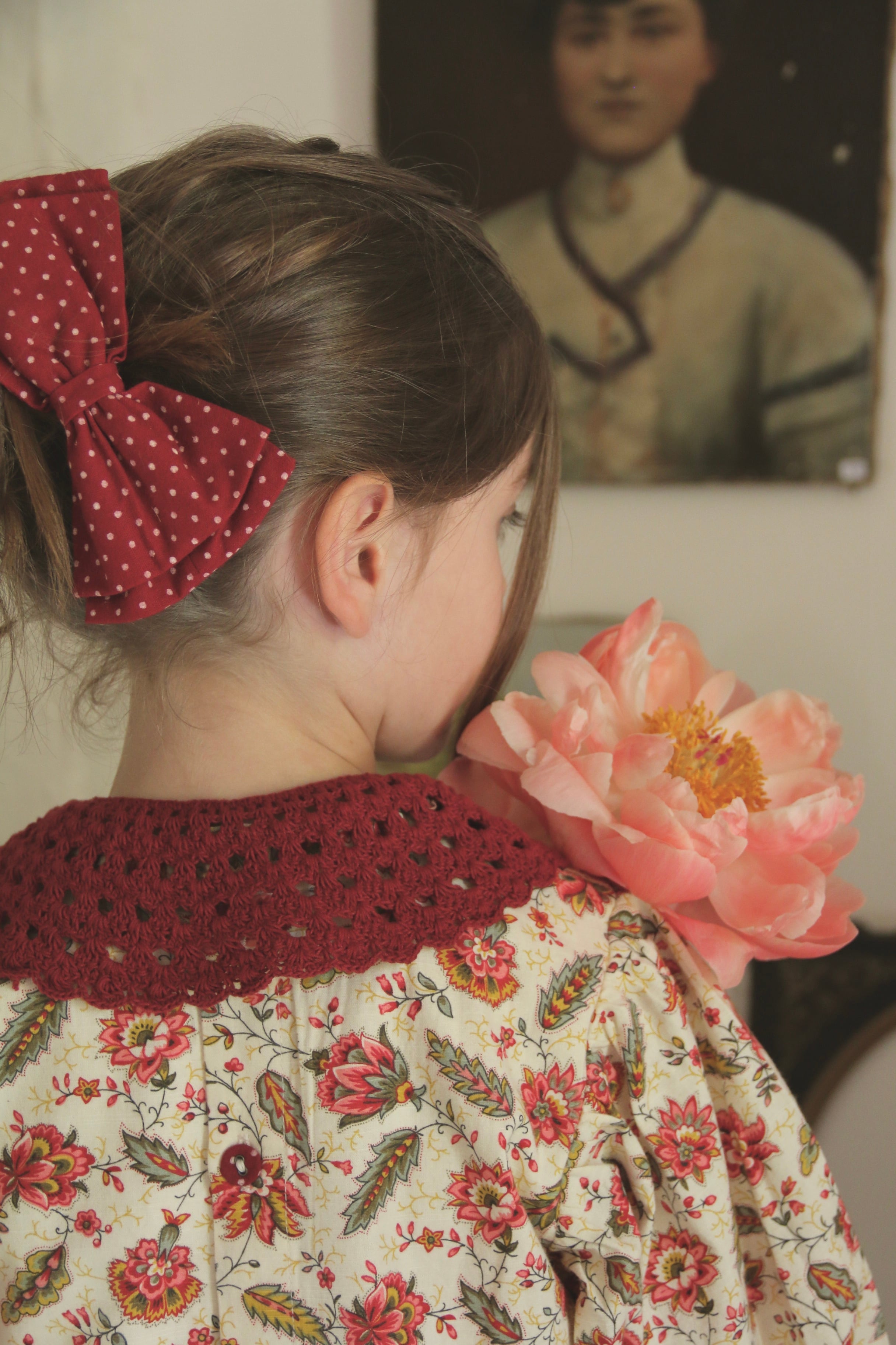 BONJOUR DIARY Handsmock blouse with crochet collar Aline