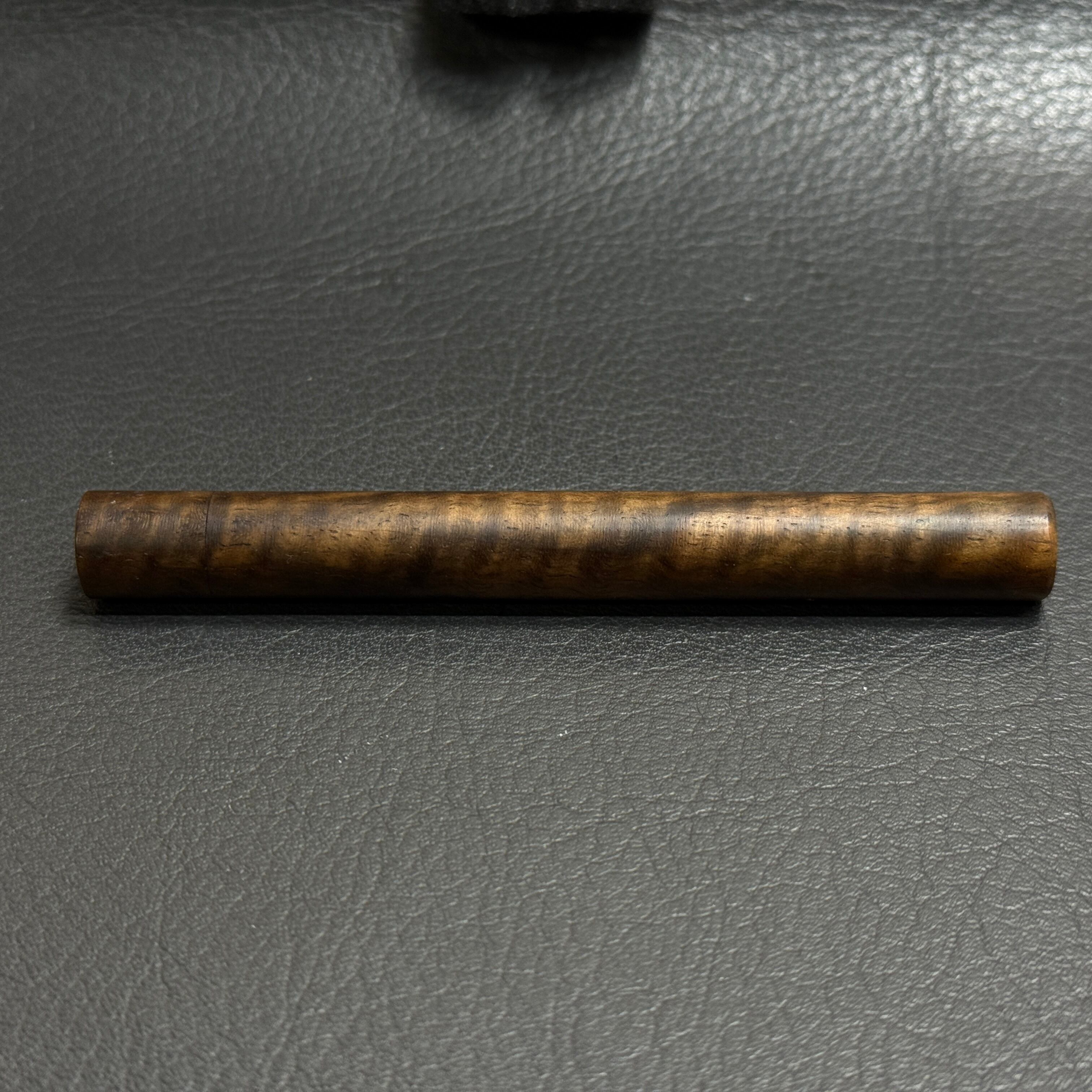 【値下げ中】 handwood 芯ケース 黒柿 684黒柿縮杢 木製キャップ芯ケース オイルフィニッシュ | handwood