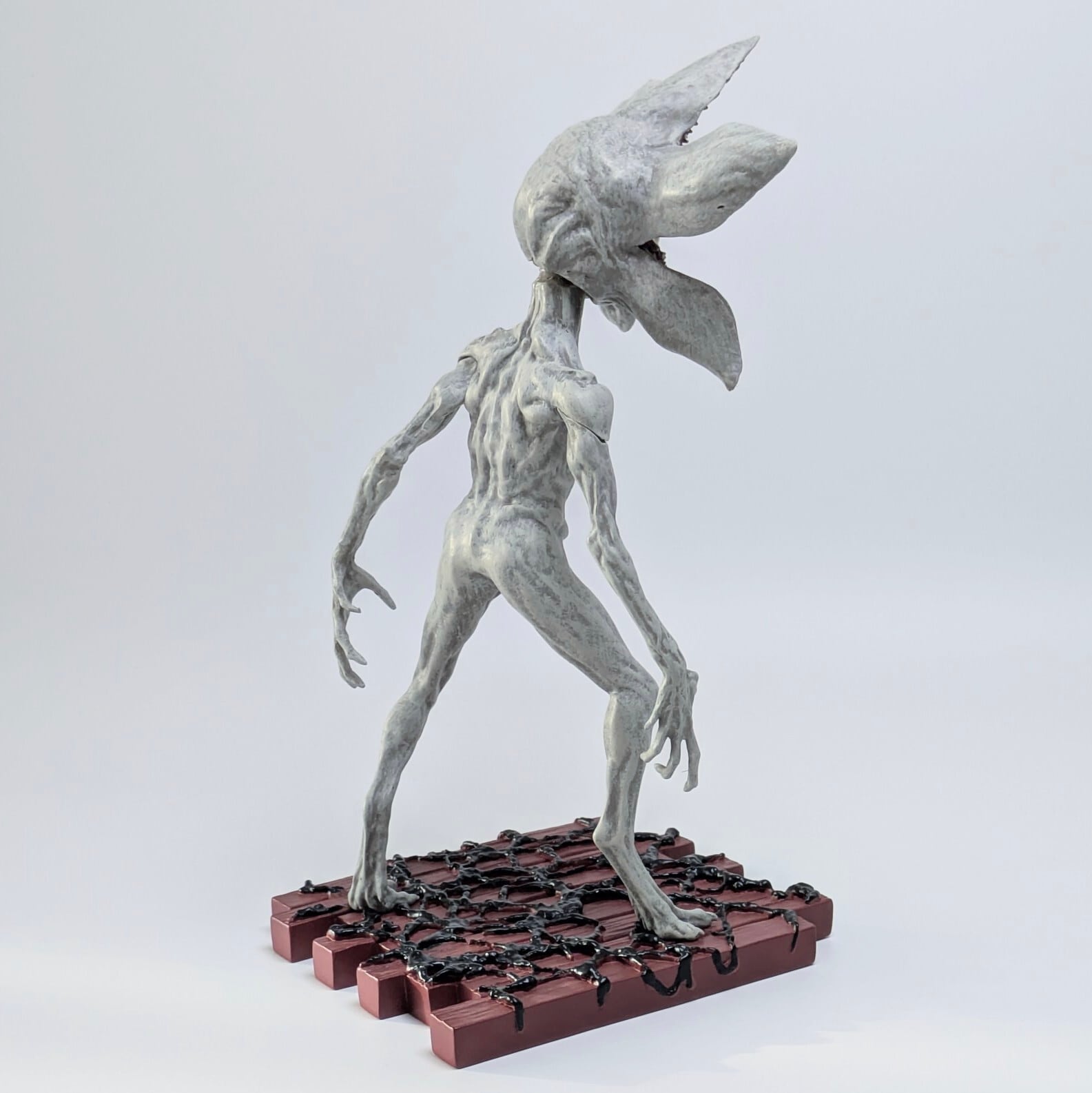 【 Stranger Things ( ストレンジャーシングス ) 】『デモゴルゴン』HEAD KNOCKER / ヘッドノッカー / ボビングヘッド 〚アメリカン雑貨 アメトイ〛