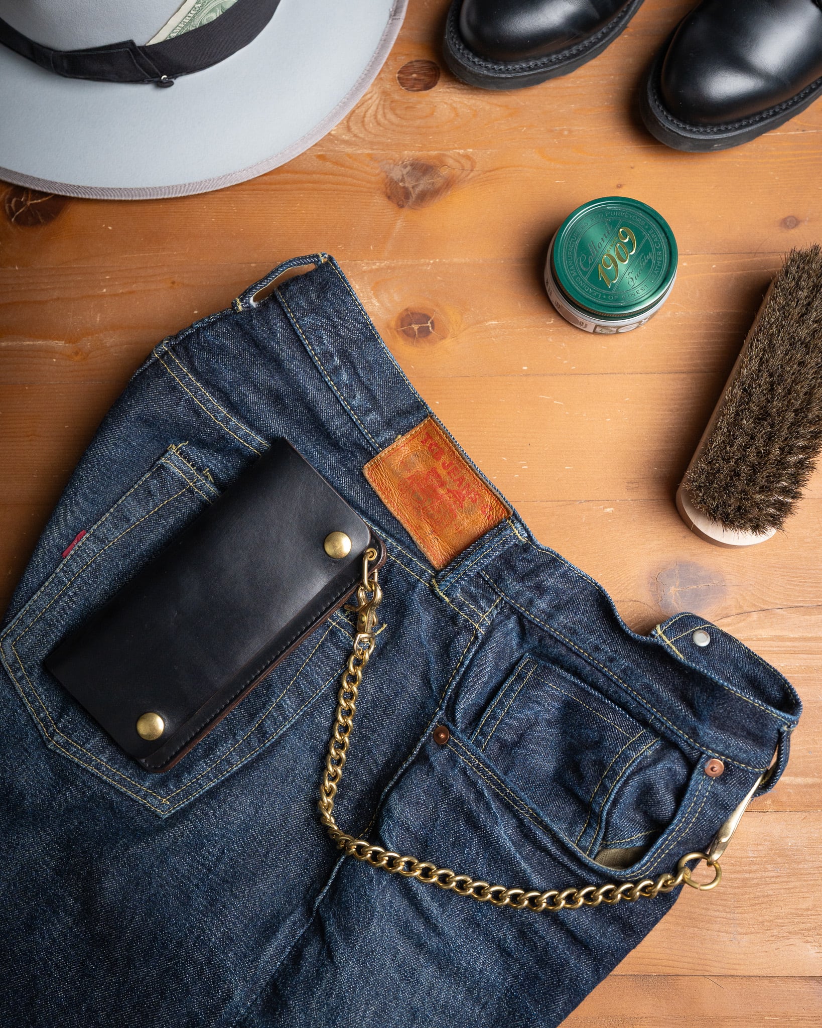 Additive and Line】Tracker Wallet TW-004 Horween Chromexcel 3層