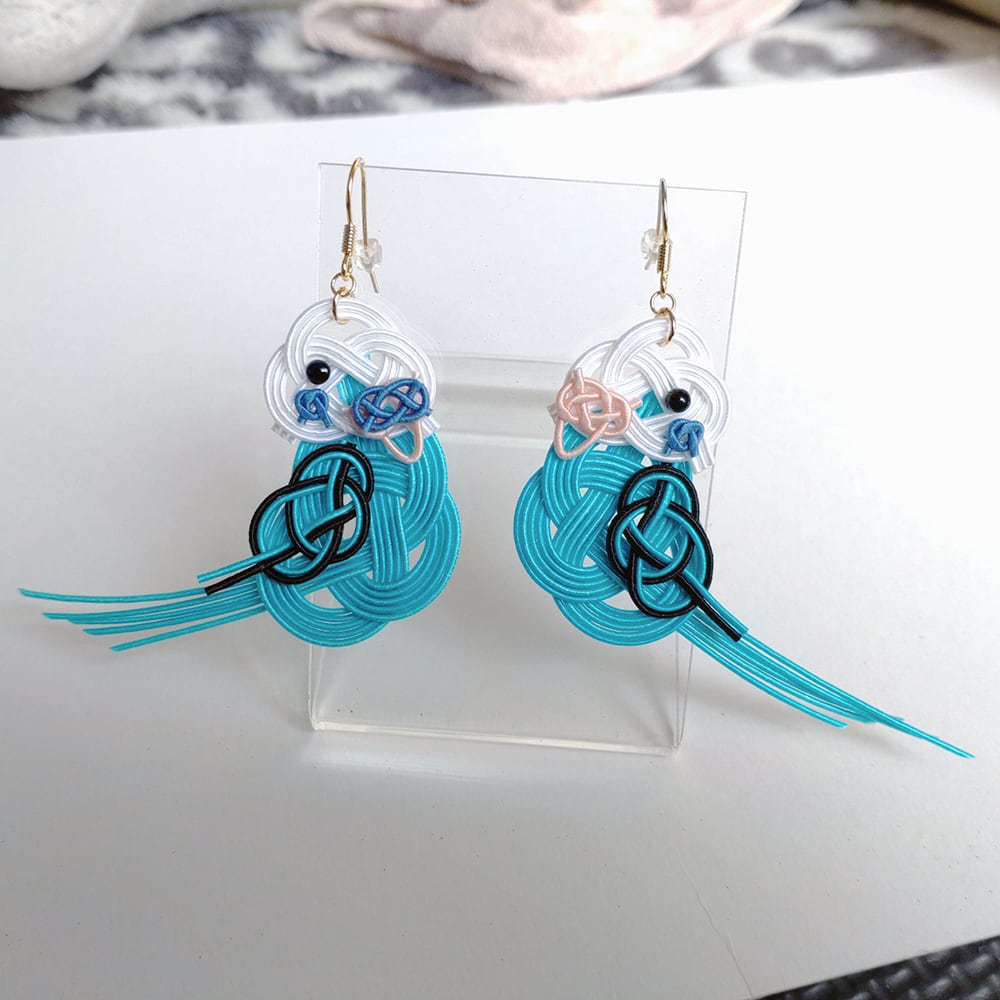 水引のセキセイインコ耳飾り☆ オパーリン パイド イヤリング