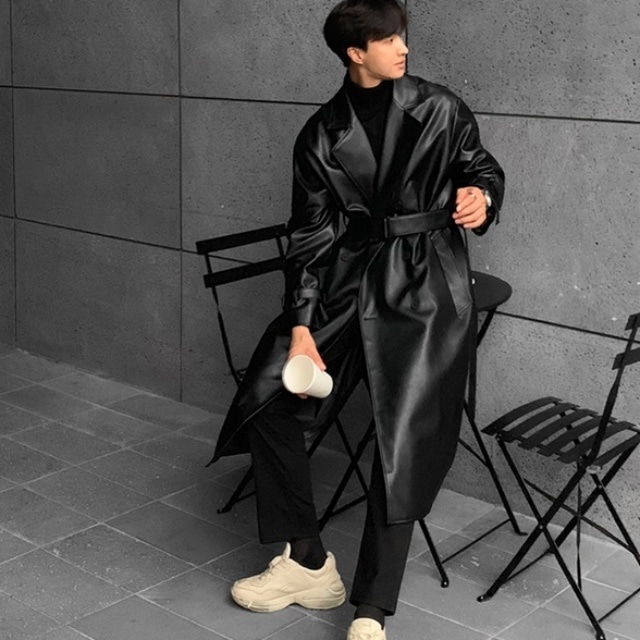 【予約販売】レザーコート ロング丈 メンズ 無地 ブラック 革 アウター 防寒 こなれ感 カジュアル ビジネス 通勤 シンプル お洒落 羽織 こなれ感 韓国 トレンド 冬 秋 M/L/XL