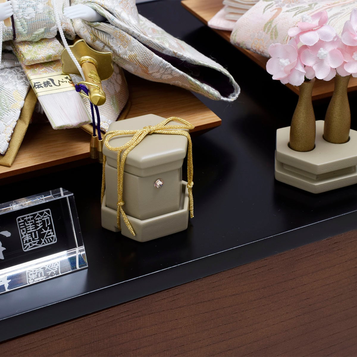 雛人形 親王飾り【春桜 】収納上手｜おしゃれ｜モダン｜コンパクト