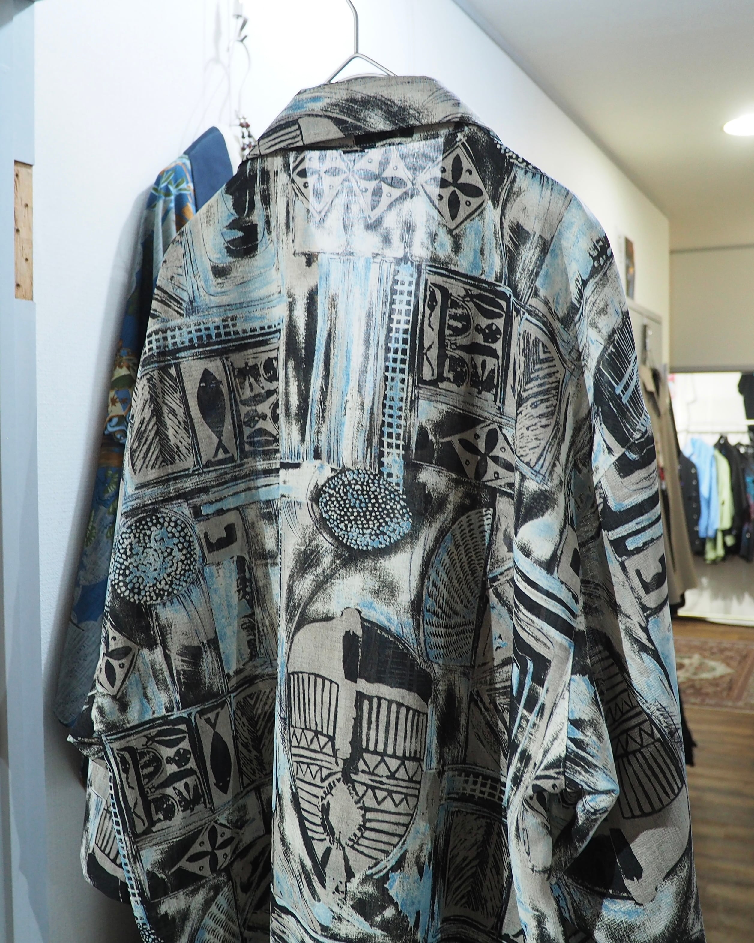 1980 - 90s Cold tone Ink painting vintage loose SS Open collar Shirt