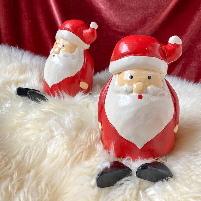 お座りサンタの置物M（15cm）