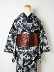 【受注商品】RumiRockセオαゆかた「群蝶」　[A764]