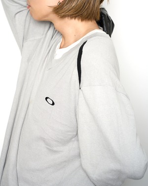 OAKLEY "00s Cotton V-Neck Sweater"