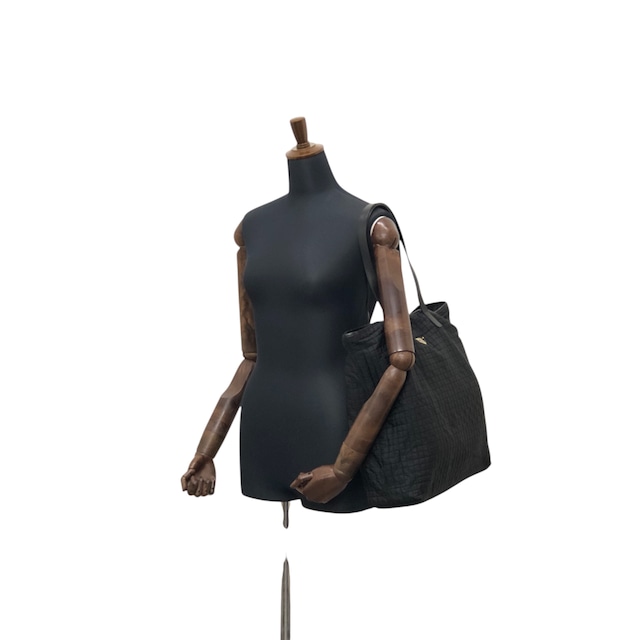 PRADA プラダ ハンドバッグ ブラック トライアングルロゴ キルティング トートバッグ vintage ヴィンテージ オールド vjh8nj