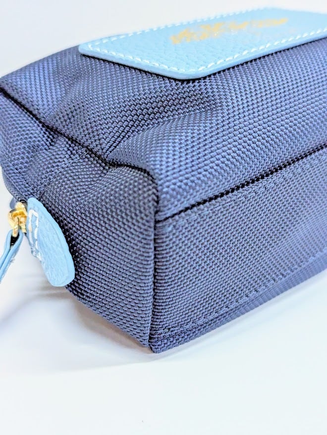 モアナサーフライダー】ポーチ（パステルブルー） | LeaLea Hawaiian