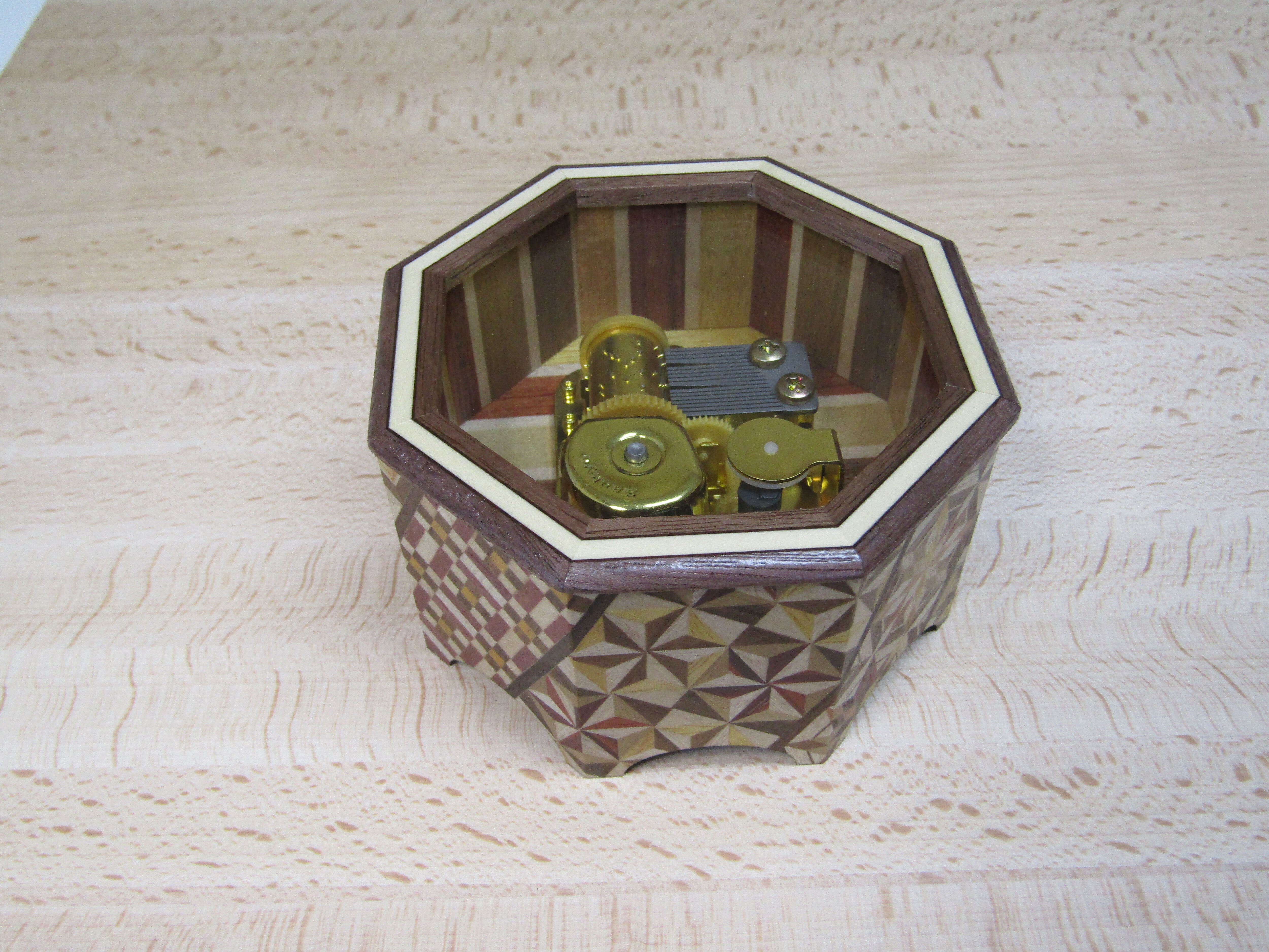 d8f3ed220d407f9a5e3e8b8d927e44