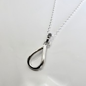 OPEN TEARDROP NECKLACE / オープンティアドロップネックレス