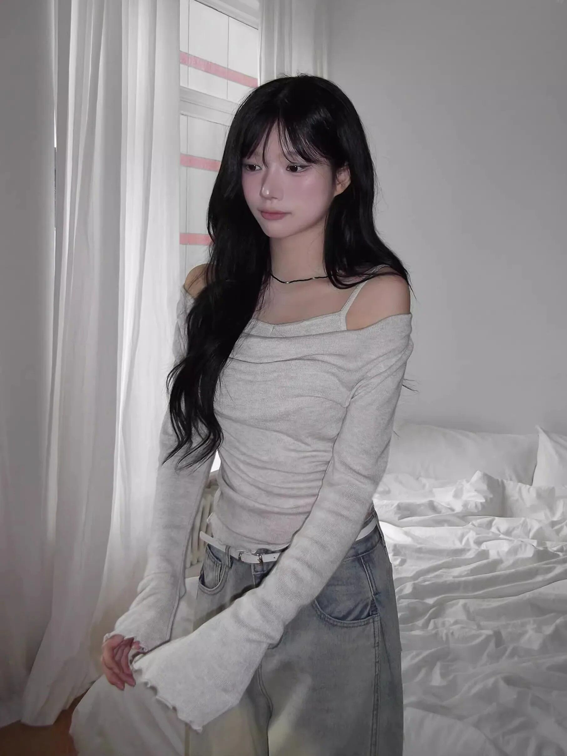 レディース 肩出し長袖Tシャツ モーダルニット スプライスデザイン スリムフィット カジュアル