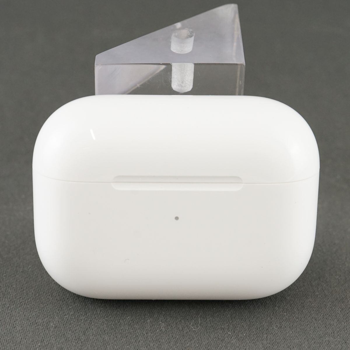 美品 Apple AirPods Pro エアーポッズ 充電ケースのみ商品状態
