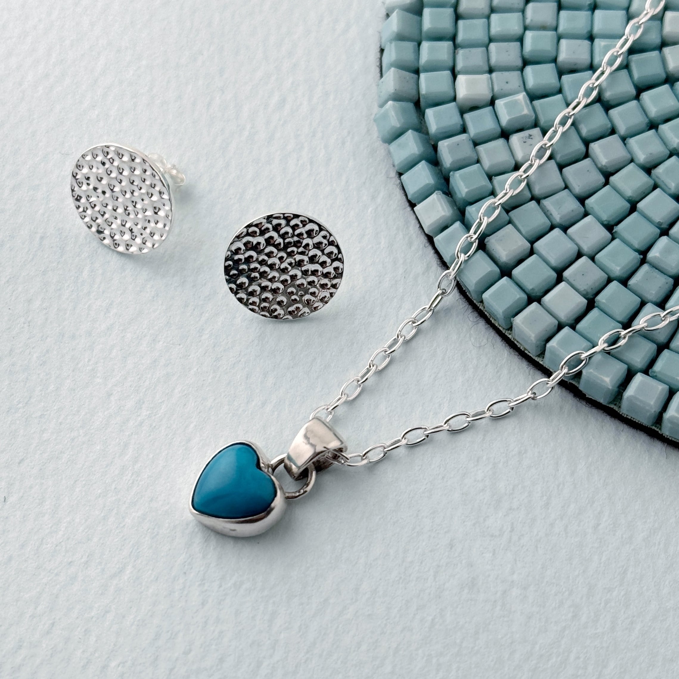 残りわずか】《Indian Jewelry 》 キングマン ターコイズ ハート