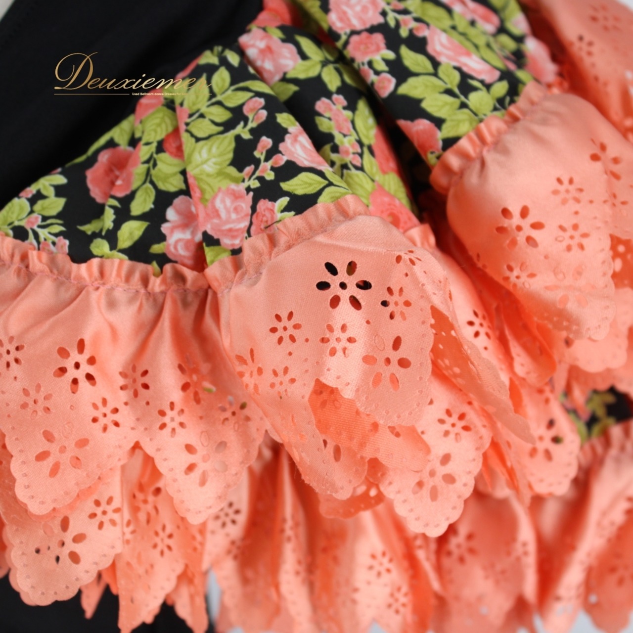【美品 スペイン製フラメンコ衣装】 ブラック系 ピンク系 Luisa ルイサ 上下セット レオタード スカート花柄 レース 黒 黄緑