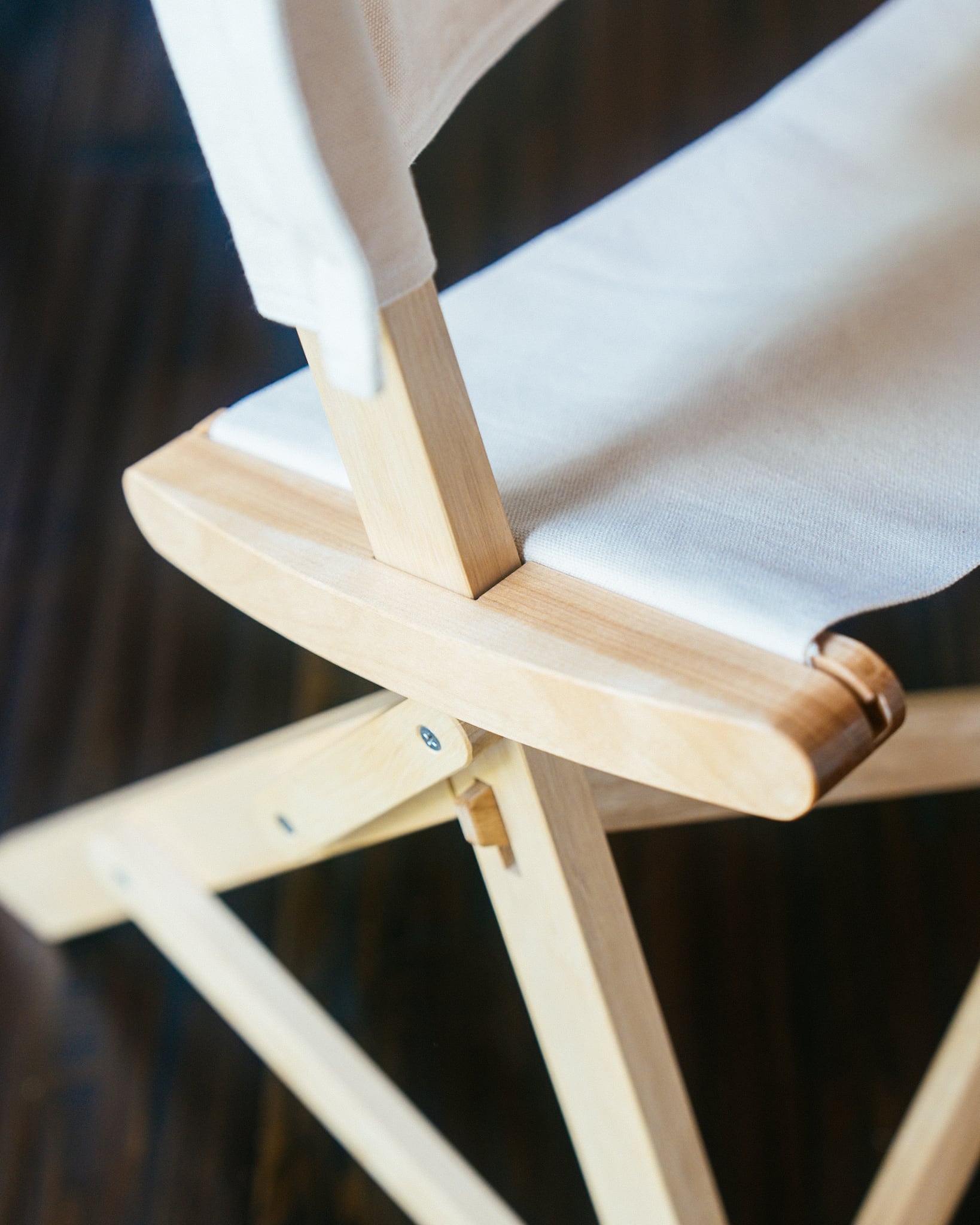 KAKI cabinet maker / ディレクターチェア | LUVER